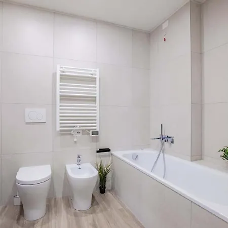 بيت للعطل Moderno E Arredato Di 3 Locali ميلان